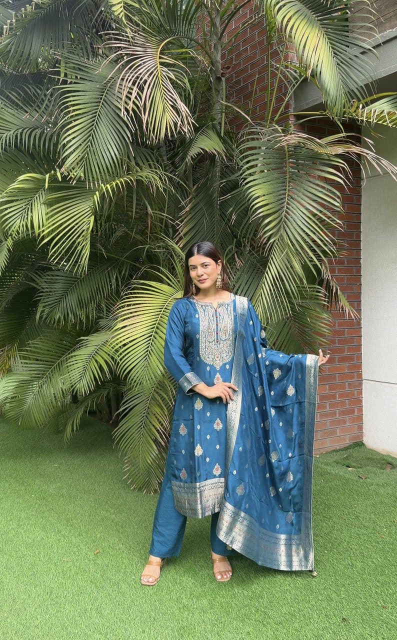 Blue Banarasi-Print Kurti Set